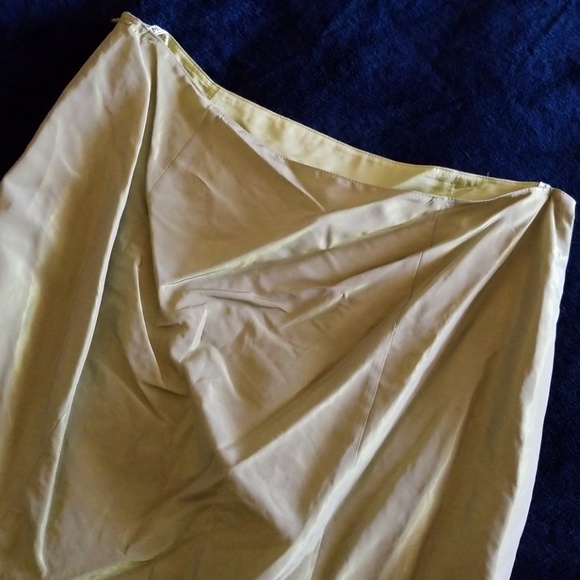 Duo chrome green two piece mermaid ball gown - Picture 4 of 8